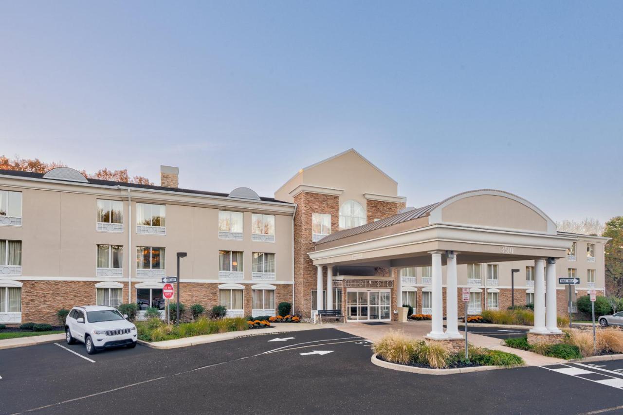 Holiday Inn Express - Neptune By Ihg Zewnętrze zdjęcie