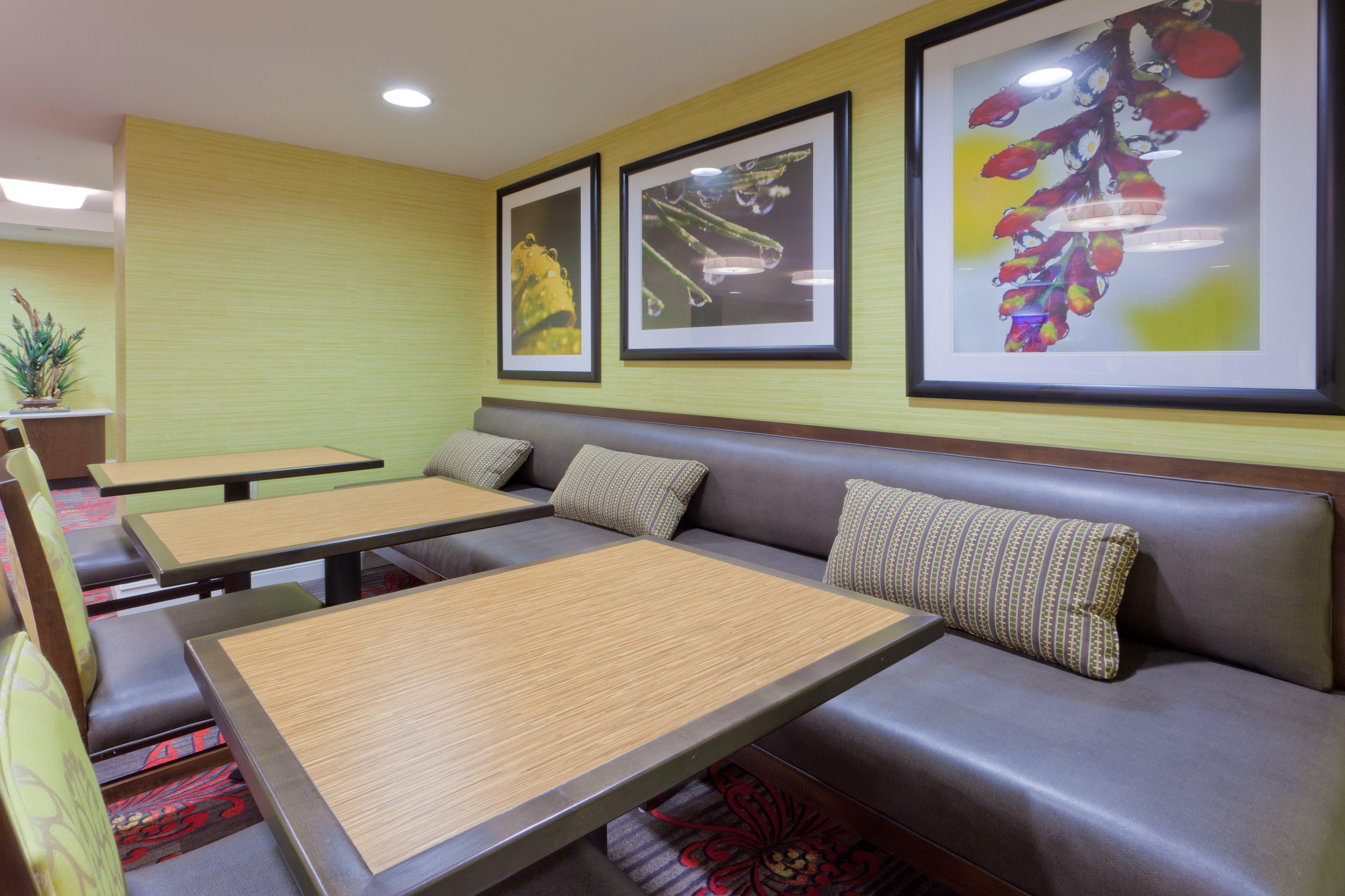 Holiday Inn Express - Neptune By Ihg Zewnętrze zdjęcie