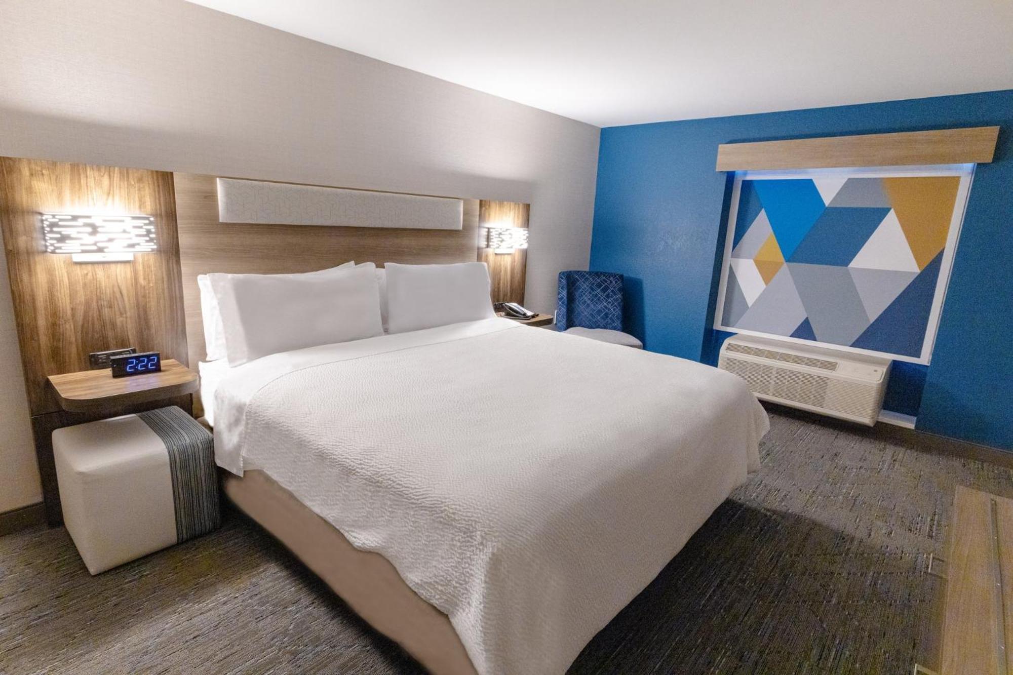 Holiday Inn Express - Neptune By Ihg Zewnętrze zdjęcie