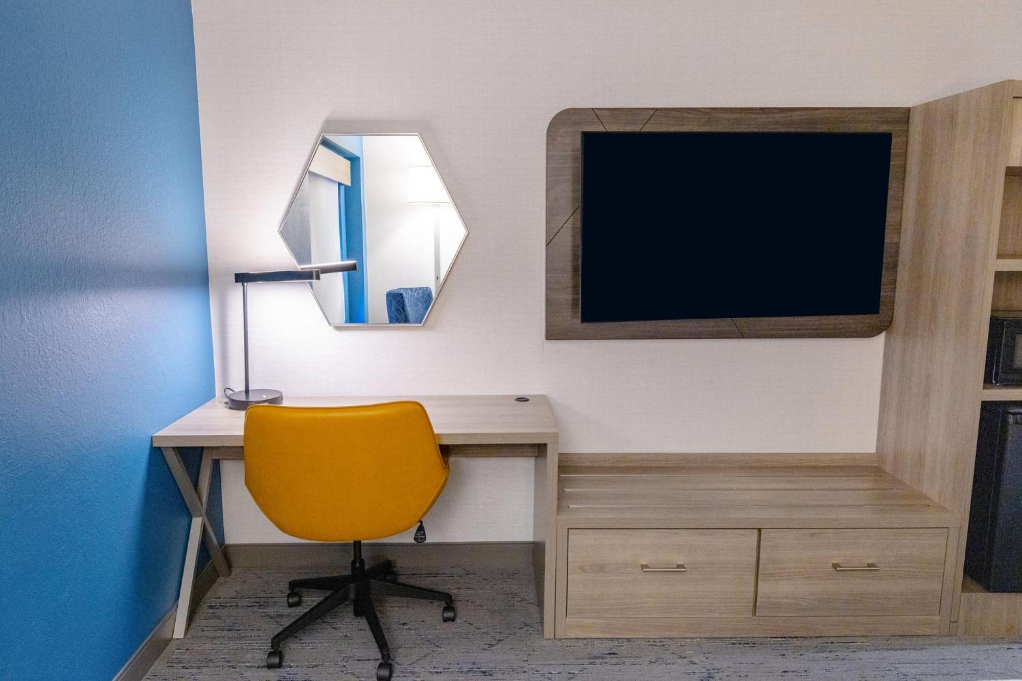 Holiday Inn Express - Neptune By Ihg Zewnętrze zdjęcie